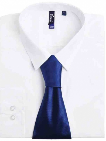 Stylish polyester tie 57" in length and 4" blade width horizontal stripe effect