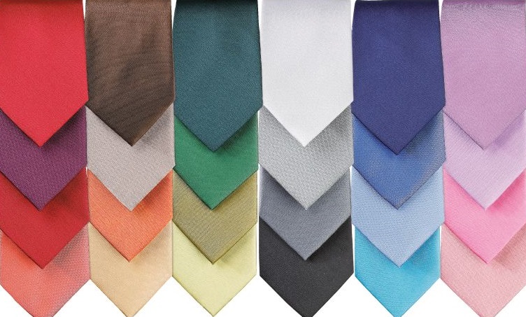 Stylish woven polyester tie 57" in length and 4" blade width